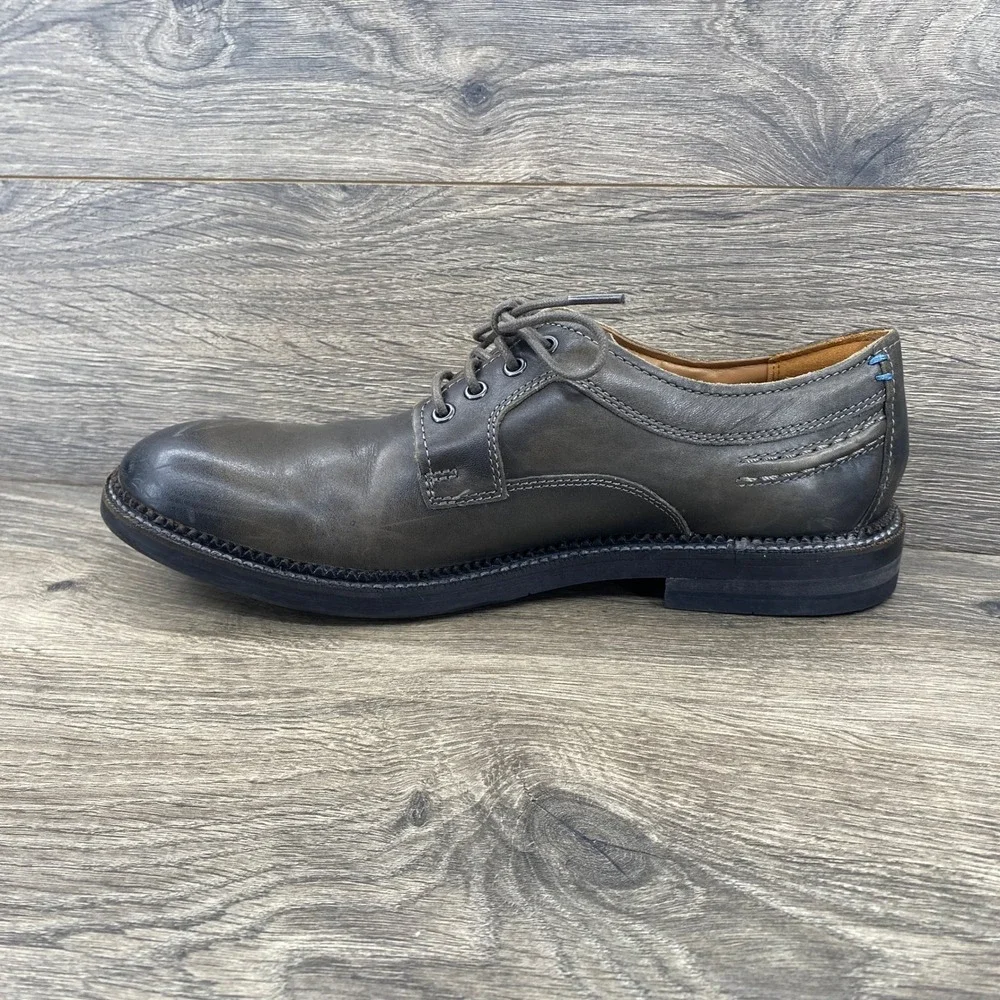 Clarks Derby Shoes Mens 10 Grey Leather Distressed Lace Up 26110632